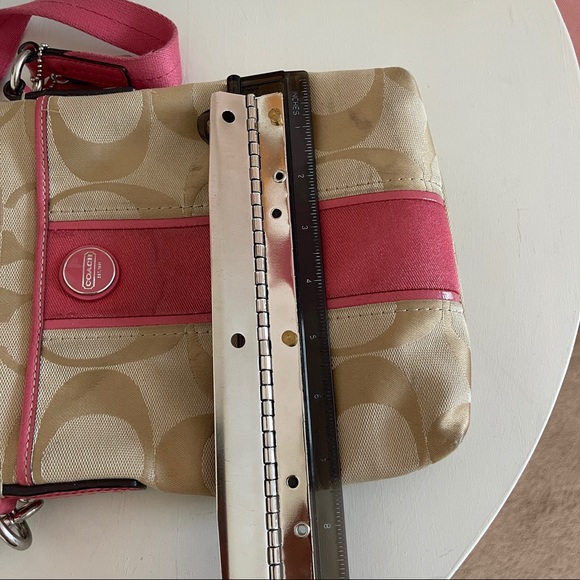 Coach crossbody bag - Picture 6 of 8